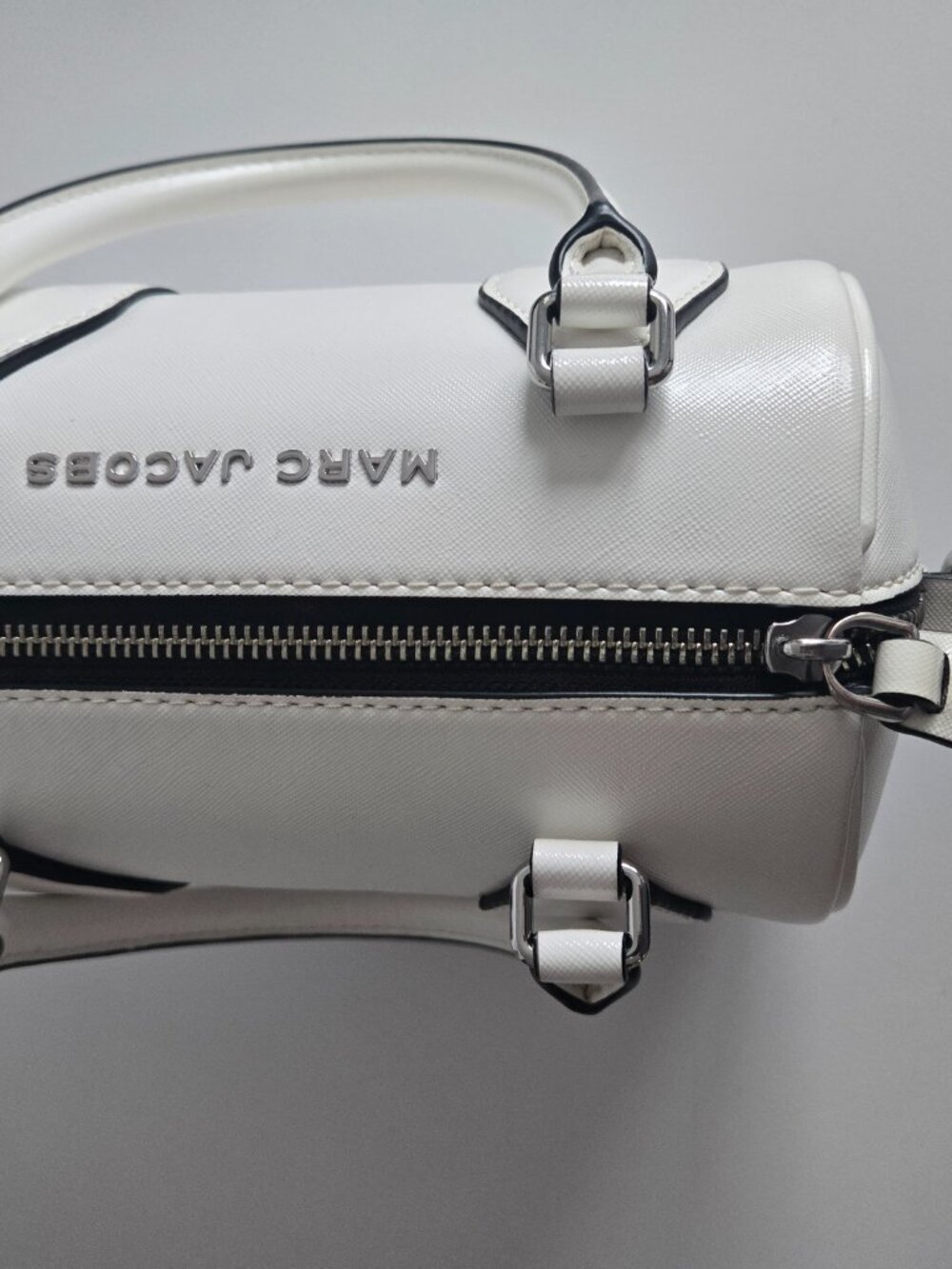 Marc Jacobs Barrel Bag Crossbody White Handbag - Picture 7 of 10